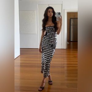 RUNAWAY THR LABEL: LACANZA MIDI DRESS - BLACK *Brand new*